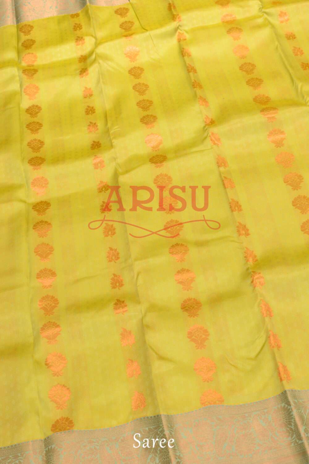 Leaf Green Kanchipuram Silks Saree - Image 3